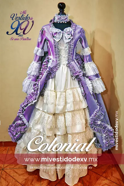 Vestido de XV años tipo colonial